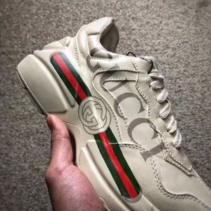 Meet your Posher, Mathis